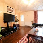 Rent 3 bedroom house in South East England