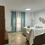 Alquilo 2 dormitorio apartamento de 75 m² en Jaén