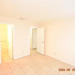 Rent 2 bedroom apartment of 85 m² in Hillsborough