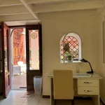 Rent 2 bedroom apartment of 60 m² in Naples