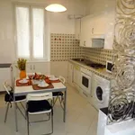 Rent 2 bedroom apartment of 75 m² in genoa