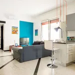 Rent 2 bedroom apartment of 100 m² in milan