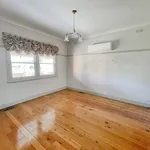 Rent 3 bedroom house in North Bendigo