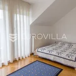 Rent 4 bedroom apartment of 155 m² in Zagreb