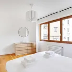 Rent 3 bedroom apartment of 1227 m² in Paris