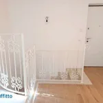 Rent 4 bedroom apartment of 90 m² in Genoa