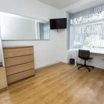 Rent 6 bedroom flat in West Midlands