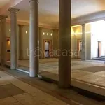 Affitto 4 camera appartamento di 140 m² in Milano