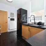 Rent 3 bedroom flat in West Midlands