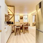 Rent 4 bedroom apartment of 75 m² in Lisbon