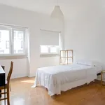 Rent 3 bedroom apartment in Lisbon