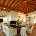 Rent 5 bedroom house of 105 m² in Rome