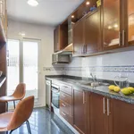 Alquilo 4 dormitorio apartamento de 140 m² en Granada