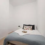 Rent a room in Madrid