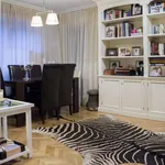 Rent 3 bedroom apartment in Madrid