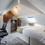 Rent 6 bedroom house in Leeds