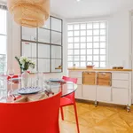 Appartement de 506 m² avec 1 chambre(s) en location à Paris