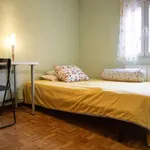 Rent a room of 90 m² in madrid