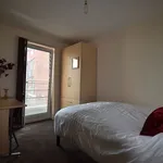 Rent 6 bedroom apartment in Yorkshire And The Humber