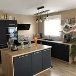 Maison de 80 m² avec 4 chambre(s) en location à GivorsT