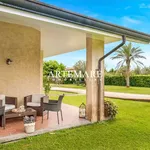 Rent 8 bedroom house of 180 m² in Pietrasanta