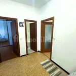 Rent 2 bedroom apartment of 68 m² in Milan