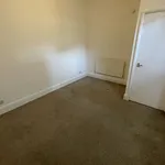 Rent 3 bedroom flat in Isle Of Man