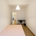 Rent 3 bedroom apartment in Lisbon