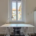 Rent 2 bedroom apartment in Milan