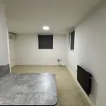 Rent 1 bedroom apartment in West Midlands