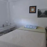 Rent 4 bedroom apartment in Malaga