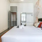 Rent 7 bedroom apartment in Lisbon