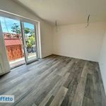 Affitto 3 camera appartamento di 66 m² in Rome