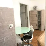 Rent 1 bedroom apartment of 420 m² in Paris