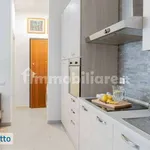 Affitto 2 camera casa di 40 m² in Milan