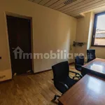 Rent 5 bedroom apartment of 250 m² in Rome