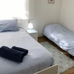 Alquilar 4 dormitorio apartamento en Valencia