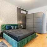 Rent 2 bedroom apartment of 72 m² in Budapest