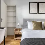 Appartement de 65 m² avec 3 chambre(s) en location à Paris