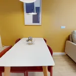 Alquilo 4 dormitorio apartamento de 72 m² en Alicante