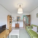 Rent 3 bedroom apartment of 82 m² in Oviedo