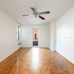 Rent 2 bedroom apartment of 960 m² in Bronx