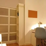 Rent a room of 1000 m² in madrid