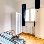 Rent 10 bedroom apartment in Barcelona