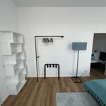 Miete 2 Schlafzimmer wohnung von 72 m² in Magdeburg