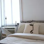 Rent a room in madrid