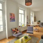 Rent 4 bedroom apartment of 94 m² in  4 pièces