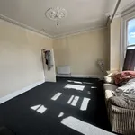 Rent 4 bedroom flat in London