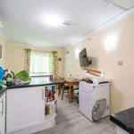 Rent 4 bedroom flat in West Midlands