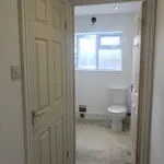 1 bedroom property to let in Station Road, AMMANFORD - £600 pcm